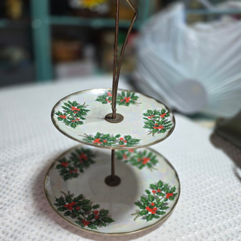 VINTAGE UCAGCO 2 TIER HOLLY BERRY DESSERT TRAY